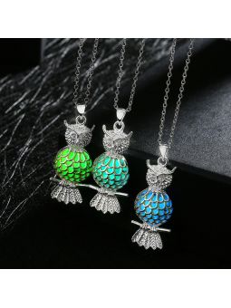 Collier Hibou à la Pierre Vert Clair Ronde Fluorescent - Plaqué Argent