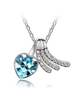 Collier Coeur Bleu en Cristal Autrichien avec une Aile d'Ange sur le côté orné de cristaux - Plaqué Platine