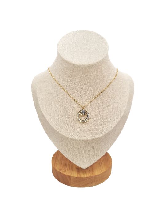 Collier en Acier Inoxydable Doré avec Cercle Orné de Zircons et Chiffres Romains - Élégance et Intemporalité