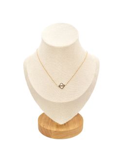 Collier en Acier Inoxydable Doré avec Trèfle Intérieur Nacré et Trois Zircons – Charme et Élégance