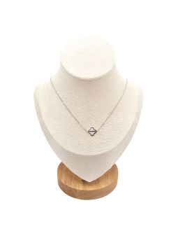 Collier en Acier Inoxydable Argenté avec Motifs Fleuraux Nacrés et 3 Zircons – Raffinement et Élégance Subtile