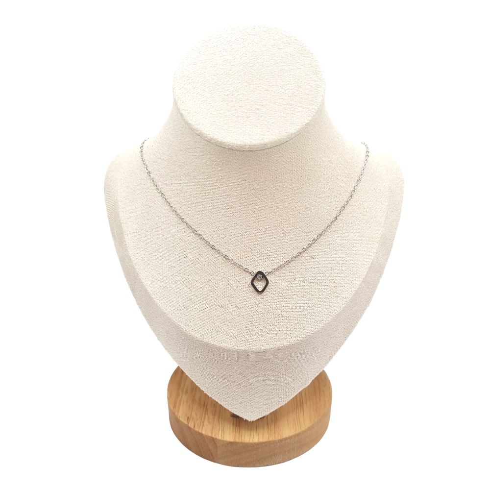 Collier en Acier Inoxydable Argenté avec Pendentif Losange et Zircon - Élégance Minimaliste