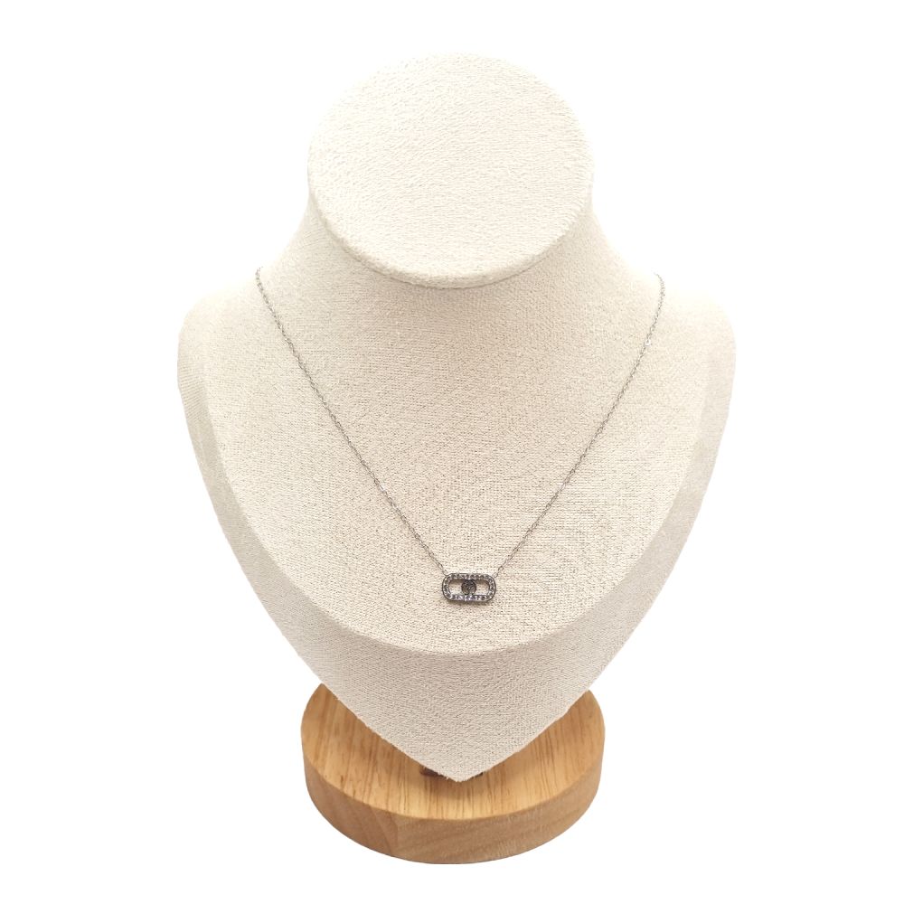 Collier en Acier Inoxydable Argenté avec Pendentif Rectangulaire Incrusté de Zircon et Arbre de Vie – Harmonie et Éclat