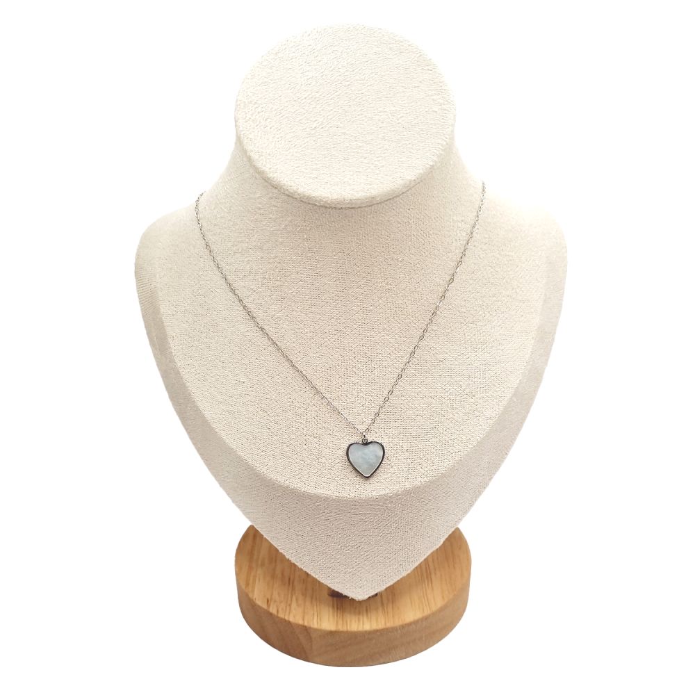 Collier en Acier Inoxydable Argenté avec Cœur Nacré – Douceur et Élégance Intemporelle
