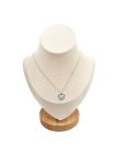 Collier en Acier Inoxydable Argenté avec Cœur Nacré – Douceur et Élégance Intemporelle