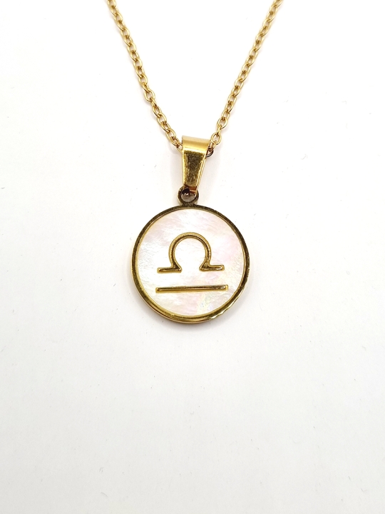 Collier signe astrologique en acier inoxydable plaqué or 18 carats – Élégance personnalisée