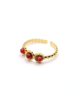 Bague ajustable dorée avec trois pierres rouges