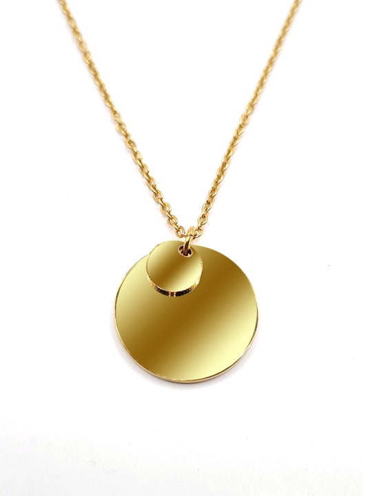 copy ofcopy ofCollier en Acier Inoxydable Doré avec Motifs Fleur en Nacré – Élégance Florale et Raffinement