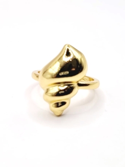 Bague dorée coquillage chic en acier inoxydable