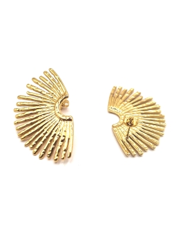 Boucles d’Oreilles Éventail Doré Texturé – Rayonnement Chic et Originalité