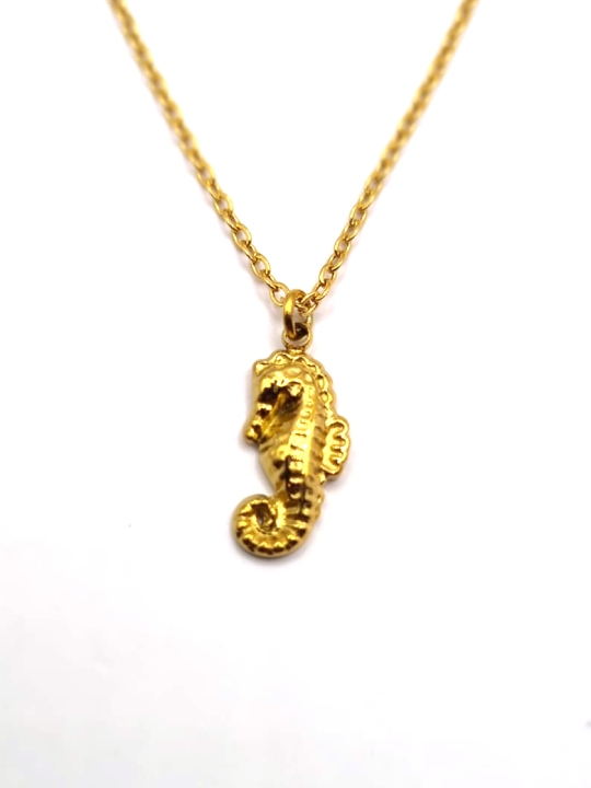 Collier Enfant Hippocampe Doré – Bijou Marin en Acier Inoxydable