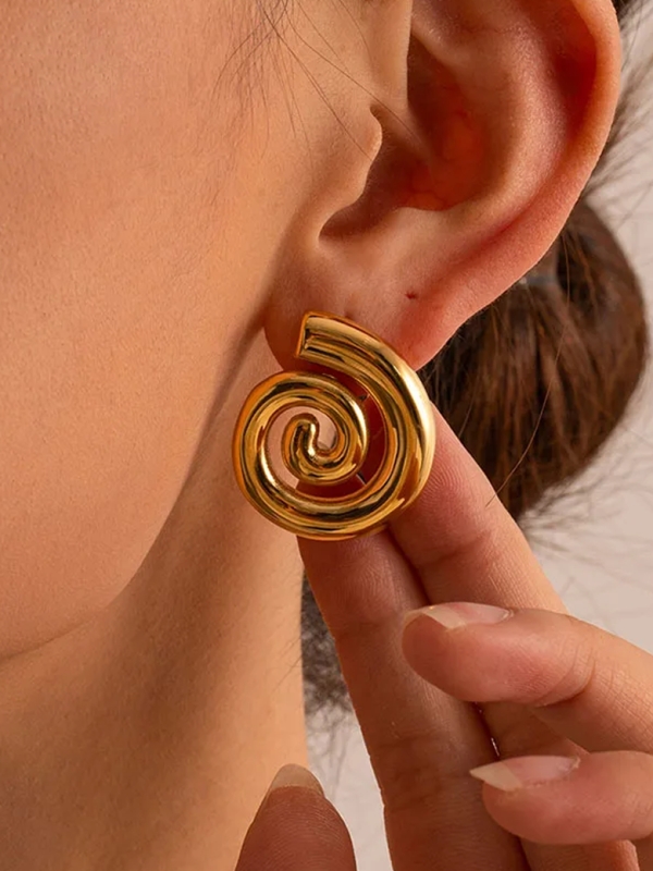 Boucles d’Oreilles Spirales Dorées – Audace Sculptée en Acier Inoxydable