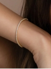 Bracelet Tennis Doré & Cristaux – Élégance Intemporelle et Éclat Raffiné