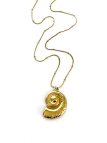 Collier Doré Coquille Ammonite – Élégance Fossile et Charme Marin