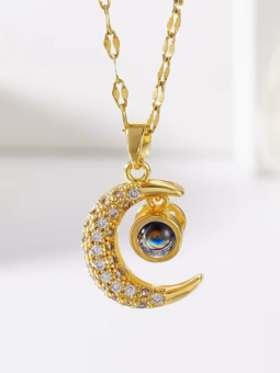 Collier Lune Dorée Strass & Pierre Irisée en Acier Inoxydable – Mystique & Étincelant