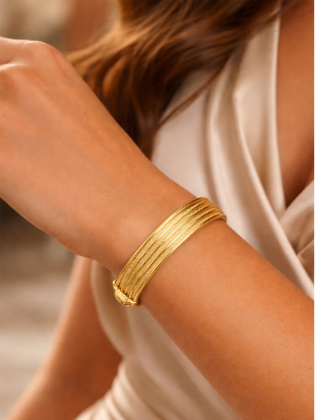 Bracelet Jonc Rigide 60 mm Plaqué Or 18K – Multi Lignes Texturées Élégantes