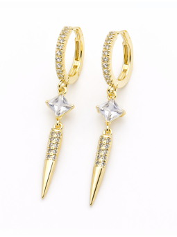 Boucles d’Oreilles Pendantes Pointe & Zircon Dorées Plaqué Or 18K – Hauteur 40 mm